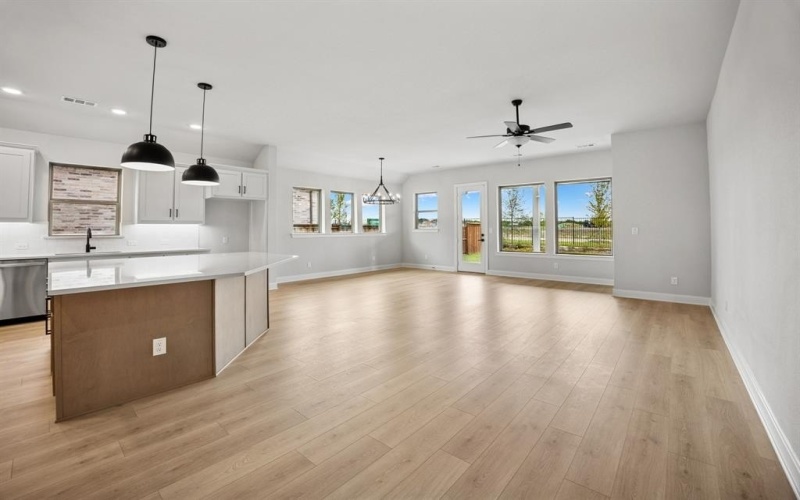 1812 Holland Drive, Van Alstyne, TX 75495, 3 Habitaciones Habitaciones , ,2 BañosBaños,Residential,En Venta,1812 Holland Drive,20870448