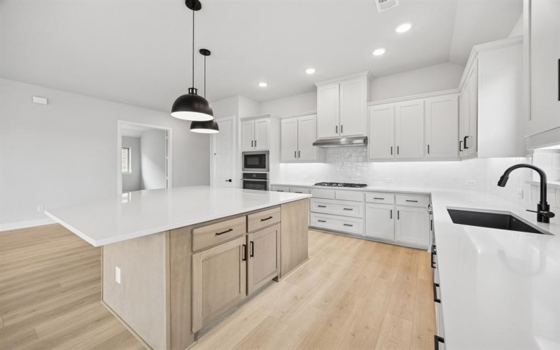 1812 Holland Drive, Van Alstyne, TX 75495, 3 Habitaciones Habitaciones , ,2 BañosBaños,Residential,En Venta,1812 Holland Drive,20870448