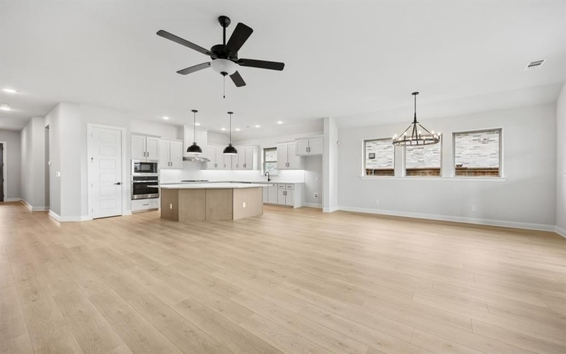 1812 Holland Drive, Van Alstyne, TX 75495, 3 Habitaciones Habitaciones , ,2 BañosBaños,Residential,En Venta,1812 Holland Drive,20870448