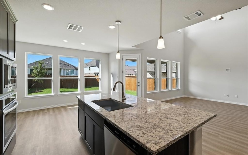 729 Purple Dome Drive, Justin, TX 76247, 4 Habitaciones Habitaciones , ,3 BañosBaños,Residential,En Venta,729 Purple Dome Drive,20867942
