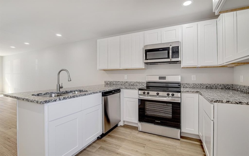 3231 Comanche Street, Fort Worth, TX 76119, 4 Bedrooms Bedrooms, ,5 BathroomsBathrooms,Residential Multi Family,For Sale,3231 Comanche Street,20867961