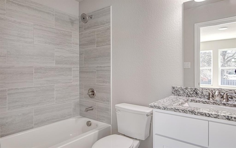 3231 Comanche Street, Fort Worth, TX 76119, 4 Bedrooms Bedrooms, ,5 BathroomsBathrooms,Residential Multi Family,For Sale,3231 Comanche Street,20867961