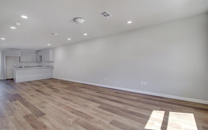 3231 Comanche Street, Fort Worth, TX 76119, 4 Bedrooms Bedrooms, ,5 BathroomsBathrooms,Residential Multi Family,For Sale,3231 Comanche Street,20867961