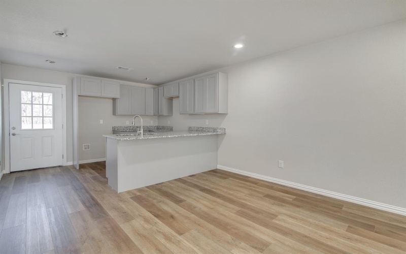3231 Comanche Street, Fort Worth, TX 76119, 4 Bedrooms Bedrooms, ,5 BathroomsBathrooms,Residential Multi Family,For Sale,3231 Comanche Street,20867961