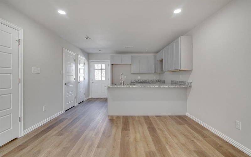 3231 Comanche Street, Fort Worth, TX 76119, 4 Bedrooms Bedrooms, ,5 BathroomsBathrooms,Residential Multi Family,For Sale,3231 Comanche Street,20867961
