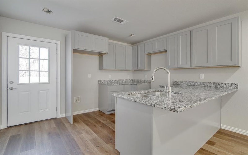 3231 Comanche Street, Fort Worth, TX 76119, 4 Bedrooms Bedrooms, ,5 BathroomsBathrooms,Residential Multi Family,For Sale,3231 Comanche Street,20867961