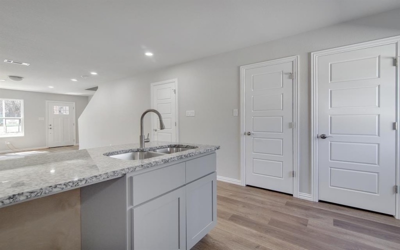 3231 Comanche Street, Fort Worth, TX 76119, 4 Bedrooms Bedrooms, ,5 BathroomsBathrooms,Residential Multi Family,For Sale,3231 Comanche Street,20867961