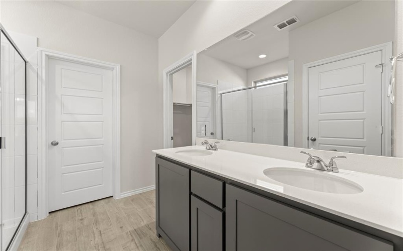 2101 Hickory Lane, Aubrey, TX 76227, 5 Habitaciones Habitaciones , ,3 BañosBaños,Residential,En Venta,2101 Hickory Lane,20868046