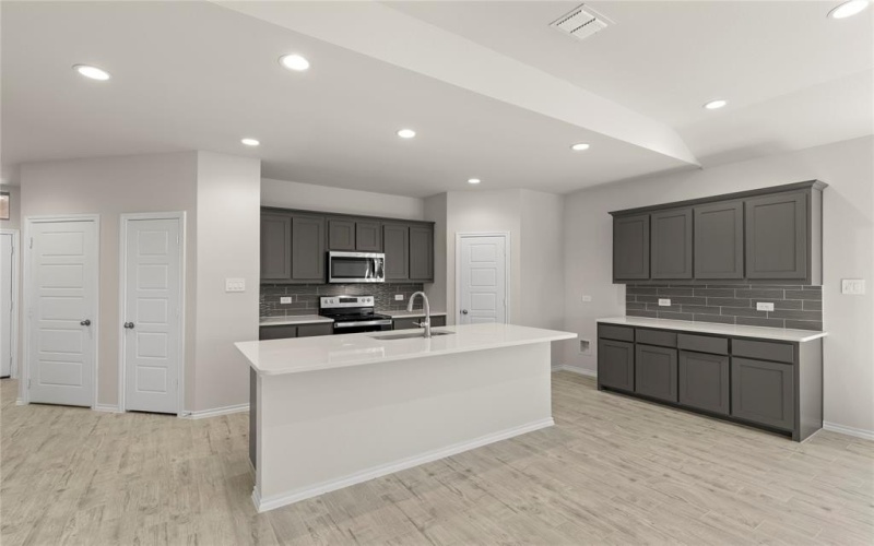 2101 Hickory Lane, Aubrey, TX 76227, 5 Habitaciones Habitaciones , ,3 BañosBaños,Residential,En Venta,2101 Hickory Lane,20868046