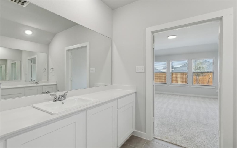 330 Bond Street, Greenville, TX 75402, 3 Bedrooms Bedrooms, ,2 BathroomsBathrooms,Residential,For Sale,330 Bond Street,0,20868147