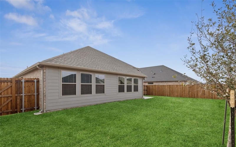 330 Bond Street, Greenville, TX 75402, 3 Bedrooms Bedrooms, ,2 BathroomsBathrooms,Residential,For Sale,330 Bond Street,0,20868147