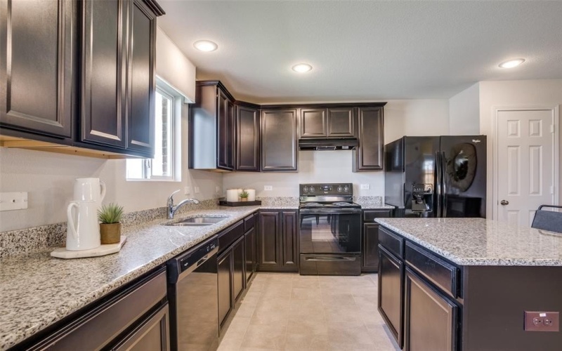16124 Isles Drive, Fort Worth, TX 76052, 4 Bedrooms Bedrooms, ,3 BathroomsBathrooms,Residential,For Sale,16124 Isles Drive,20871392
