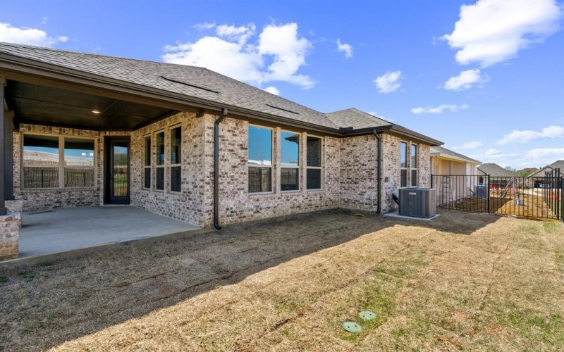 3601 Esplanade Drive, Little Elm, TX 75068, 2 Bedrooms Bedrooms, ,2 BathroomsBathrooms,Residential,For Sale,3601 Esplanade Drive,20871414