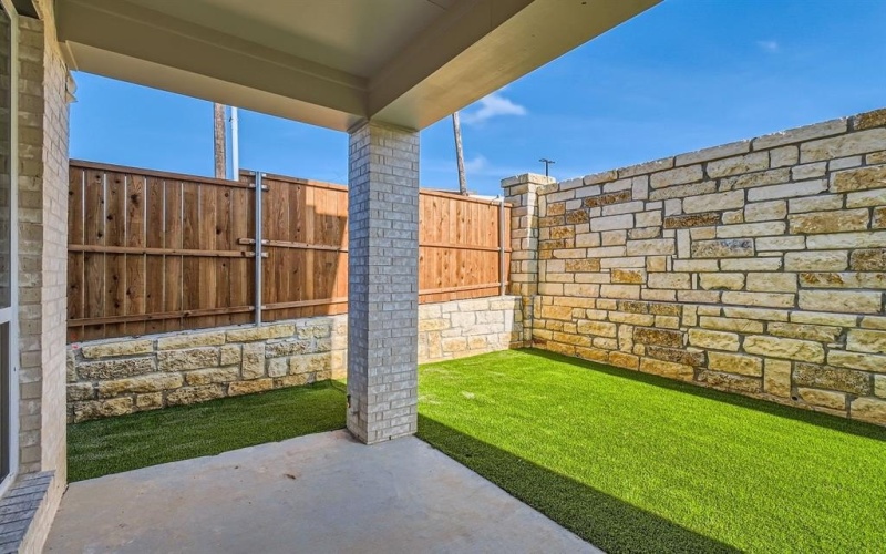 3101 Sir Judge Drive, Lewisville, TX 75056, 3 Bedrooms Bedrooms, ,2 BathroomsBathrooms,Residential,For Sale,3101 Sir Judge Drive,20871513