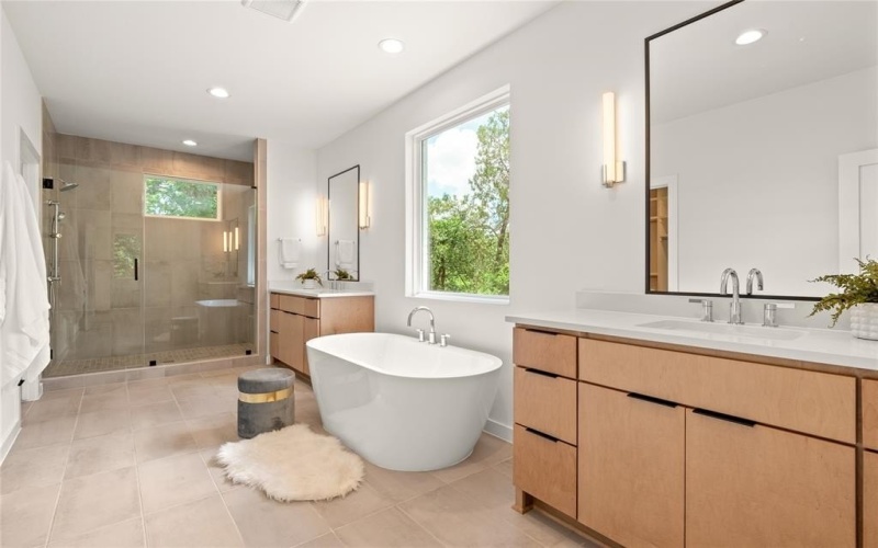 6543 Kenwell Street, Dallas, TX 75209, 5 Habitaciones Habitaciones , ,5 BañosBaños,Residential,En Venta,6543 Kenwell Street,20871765