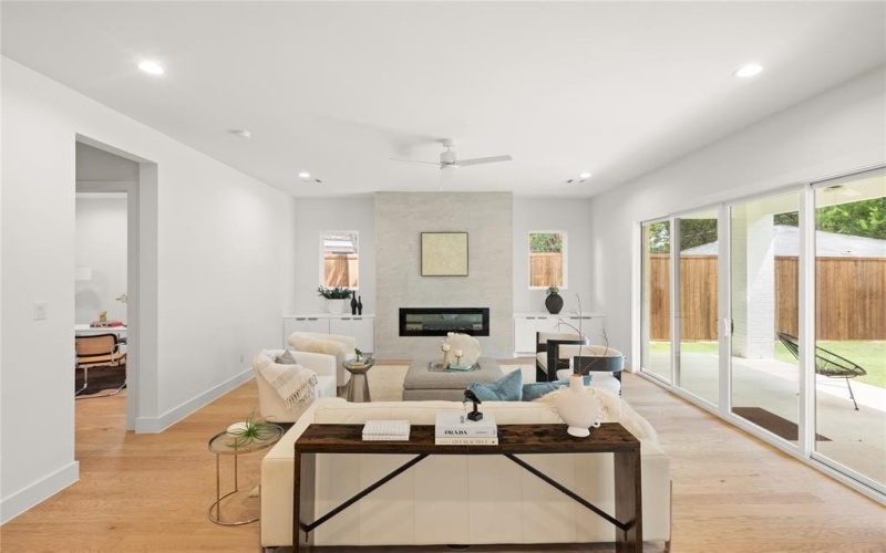6543 Kenwell Street, Dallas, TX 75209, 5 Habitaciones Habitaciones , ,5 BañosBaños,Residential,En Venta,6543 Kenwell Street,20871765