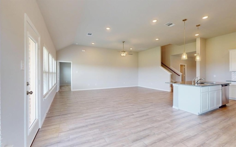 3353 Redbud Flower Trail, Grand Prairie, TX 76084, 4 Bedrooms Bedrooms, ,3 BathroomsBathrooms,Residential,For Sale,3353 Redbud Flower Trail,20871770