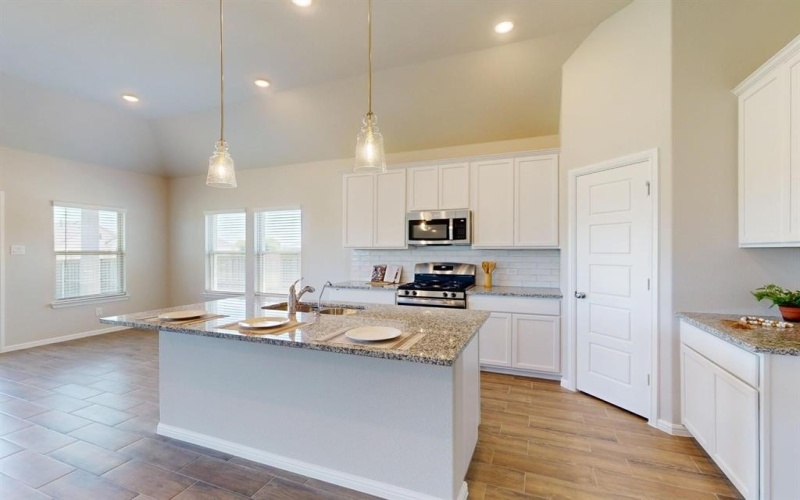 7501 Foxglove Way, Grand Prairie, TX 76084, 4 Bedrooms Bedrooms, ,3 BathroomsBathrooms,Residential,For Sale,7501 Foxglove Way,20871850