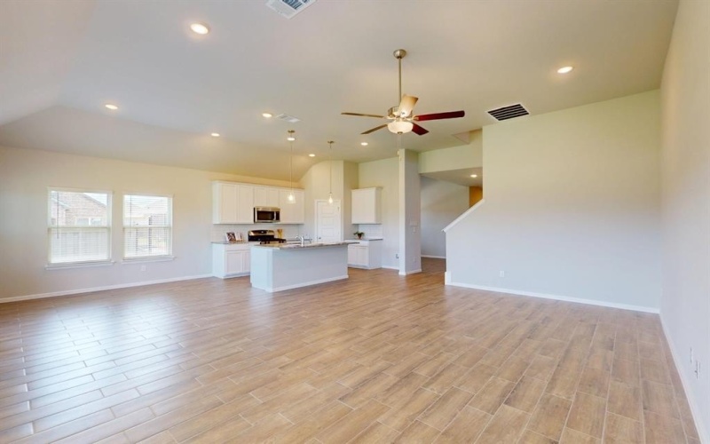 7501 Foxglove Way, Grand Prairie, TX 76084, 4 Bedrooms Bedrooms, ,3 BathroomsBathrooms,Residential,For Sale,7501 Foxglove Way,20871850