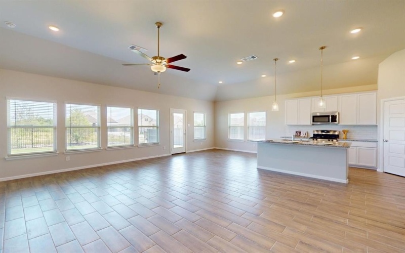 7501 Foxglove Way, Grand Prairie, TX 76084, 4 Bedrooms Bedrooms, ,3 BathroomsBathrooms,Residential,For Sale,7501 Foxglove Way,20871850