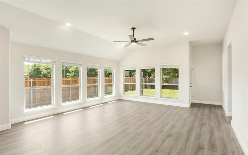 404 Chestnut Lane, Glenn Heights, TX 75154, 4 Bedrooms Bedrooms, ,3 BathroomsBathrooms,Residential,For Sale,404 Chestnut Lane,20871927