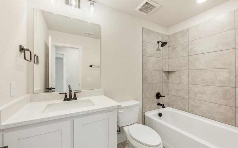 404 Chestnut Lane, Glenn Heights, TX 75154, 4 Bedrooms Bedrooms, ,3 BathroomsBathrooms,Residential,For Sale,404 Chestnut Lane,20871927