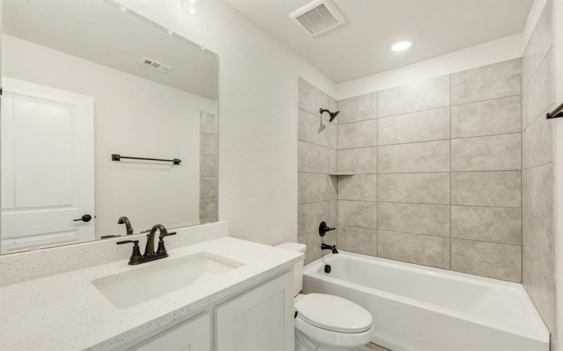 404 Chestnut Lane, Glenn Heights, TX 75154, 4 Bedrooms Bedrooms, ,3 BathroomsBathrooms,Residential,For Sale,404 Chestnut Lane,20871927