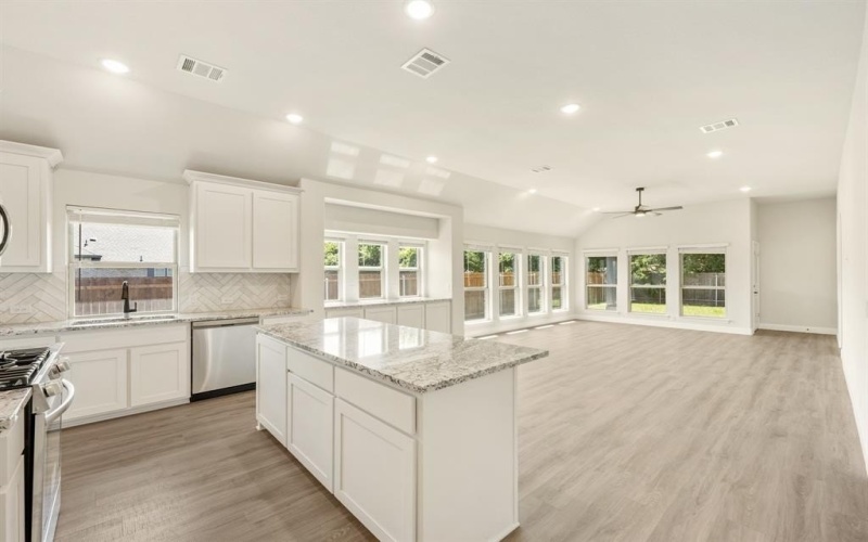 404 Chestnut Lane, Glenn Heights, TX 75154, 4 Bedrooms Bedrooms, ,3 BathroomsBathrooms,Residential,For Sale,404 Chestnut Lane,20871927