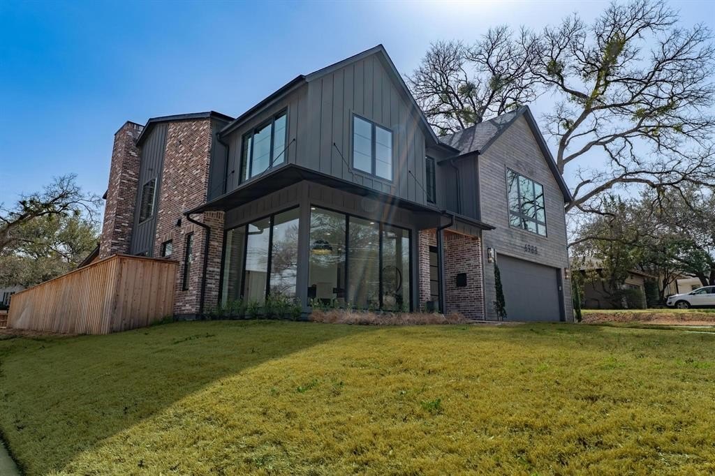 6988 Bob O Link Drive, Dallas, TX 75214, 5 Habitaciones Habitaciones , ,7 BañosBaños,Residential,En Venta,6988 Bob O Link Drive,20870492