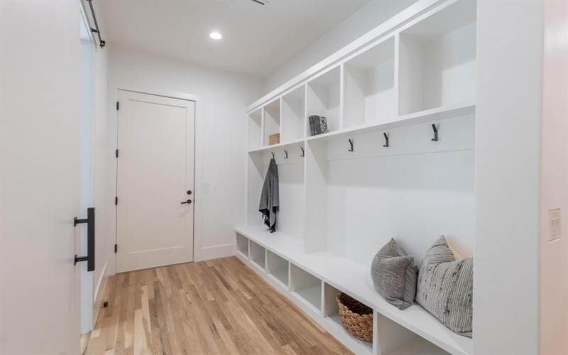 6988 Bob O Link Drive, Dallas, TX 75214, 5 Habitaciones Habitaciones , ,7 BañosBaños,Residential,En Venta,6988 Bob O Link Drive,20870492
