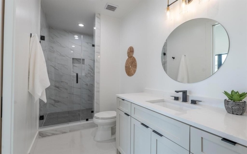 6988 Bob O Link Drive, Dallas, TX 75214, 5 Habitaciones Habitaciones , ,7 BañosBaños,Residential,En Venta,6988 Bob O Link Drive,20870492