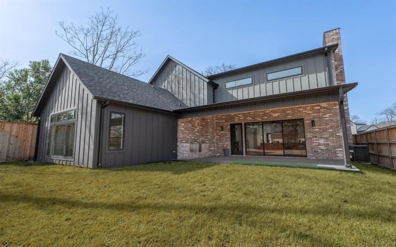 6988 Bob O Link Drive, Dallas, TX 75214, 5 Habitaciones Habitaciones , ,7 BañosBaños,Residential,En Venta,6988 Bob O Link Drive,20870492