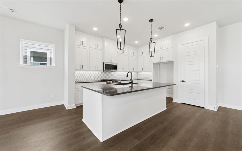 4804 Maxwell Drive, McKinney, TX 75071, 3 Habitaciones Habitaciones , ,2 BañosBaños,Residential,En Venta,4804 Maxwell Drive,20870555
