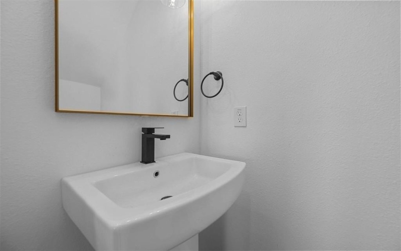 2720 Lasalle Street, Fort Worth, TX 76111, 5 Habitaciones Habitaciones , ,2 BañosBaños,Residential,En Venta,2720 Lasalle Street,0,20870600