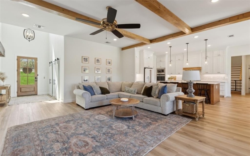 136 Grace Vw Road, Weatherford, TX 76088, 5 Habitaciones Habitaciones , ,3 BañosBaños,Residential,En Venta,136 Grace Vw Road,20875880