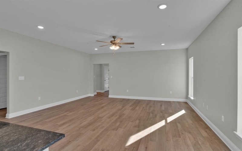 5046 Falcon Bay Drive, Shreveport, LA 71107, 4 Bedrooms Bedrooms, ,2 BathroomsBathrooms,Residential,For Sale,5046 Falcon Bay Drive,20873661