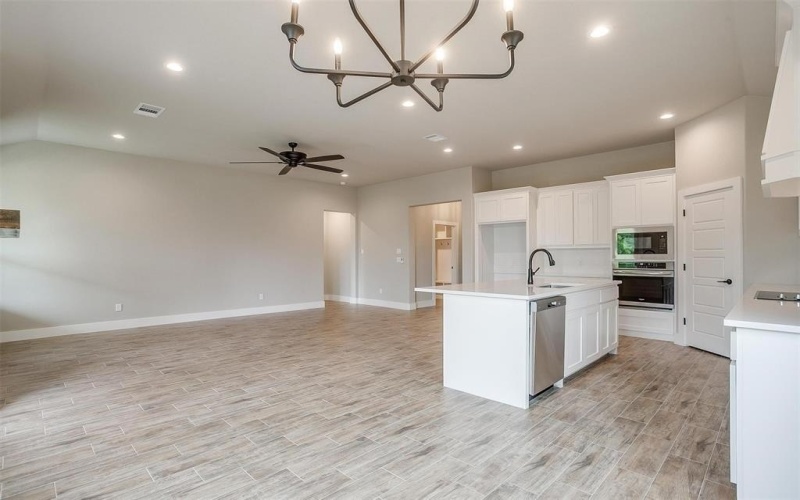 312 Falcon Court, Springtown, TX 76082, 3 Bedrooms Bedrooms, ,2 BathroomsBathrooms,Residential,For Sale,312 Falcon Court,20875933