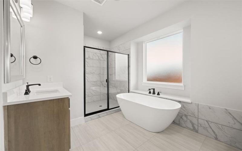 7127 SEAGROVE Court, Grand Prairie, TX 75054, 6 Habitaciones Habitaciones , ,6 BañosBaños,Residential,En Venta,7127 SEAGROVE Court,0,20873896