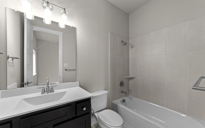 604 Crystal View Drive, Mansfield, TX 76063, 4 Bedrooms Bedrooms, ,3 BathroomsBathrooms,Residential,For Sale,604 Crystal View Drive,20876094