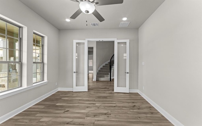 604 Crystal View Drive, Mansfield, TX 76063, 4 Bedrooms Bedrooms, ,3 BathroomsBathrooms,Residential,For Sale,604 Crystal View Drive,20876094