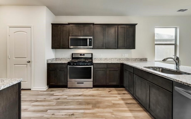 13621 Mineral Road, Ponder, TX 76259, 3 Bedrooms Bedrooms, ,2 BathroomsBathrooms,Residential,For Sale,13621 Mineral Road,20874167