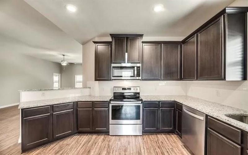 5408 Songbird Trail, Denton, TX 76207, 3 Bedrooms Bedrooms, ,2 BathroomsBathrooms,Residential,For Sale,5408 Songbird Trail,20874186