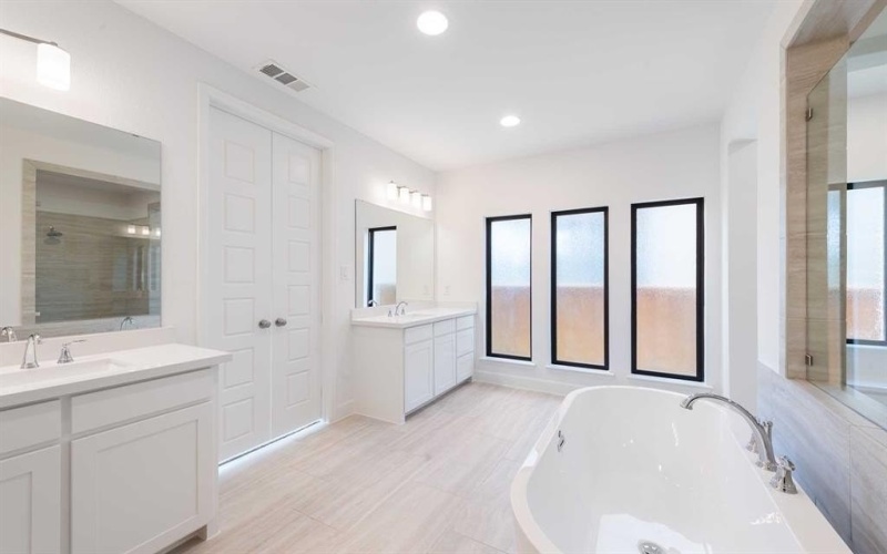 2406 Sibley Drive, Midlothian, TX 76065, 4 Bedrooms Bedrooms, ,5 BathroomsBathrooms,Residential,For Sale,2406 Sibley Drive,0,20876218