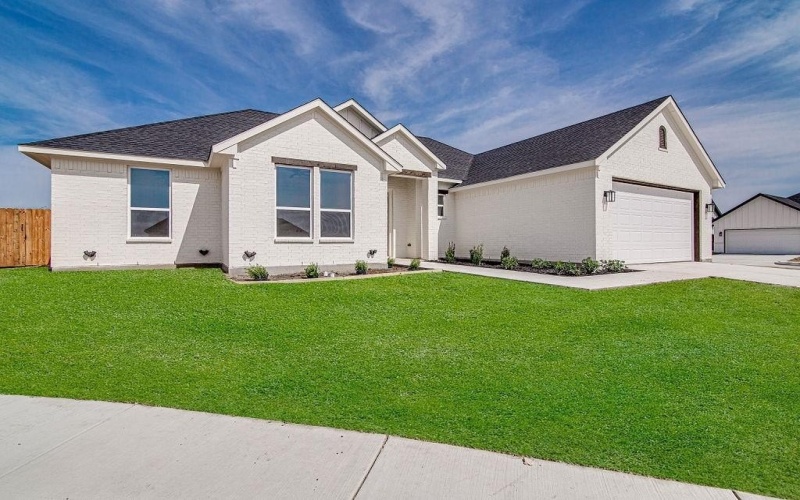 200 High Ridge Court, Godley, TX 76044, 4 Bedrooms Bedrooms, ,2 BathroomsBathrooms,Residential,For Sale,200 High Ridge Court,20874323