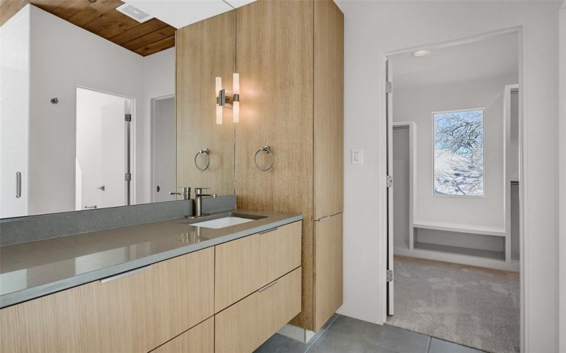 715 N Elm Street, Sherman, TX 75090, 3 Habitaciones Habitaciones , ,3 BañosBaños,Residential,En Venta,715 N Elm Street,20874434
