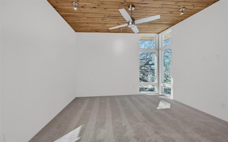 715 N Elm Street, Sherman, TX 75090, 3 Habitaciones Habitaciones , ,3 BañosBaños,Residential,En Venta,715 N Elm Street,20874434