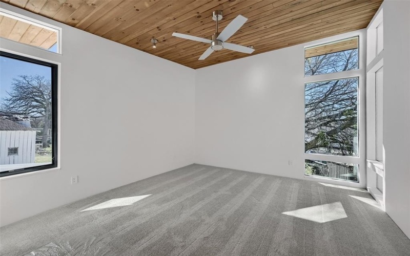 715 N Elm Street, Sherman, TX 75090, 3 Habitaciones Habitaciones , ,3 BañosBaños,Residential,En Venta,715 N Elm Street,20874434