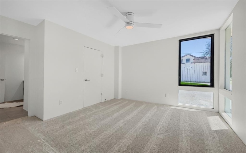 715 N Elm Street, Sherman, TX 75090, 3 Habitaciones Habitaciones , ,3 BañosBaños,Residential,En Venta,715 N Elm Street,20874434