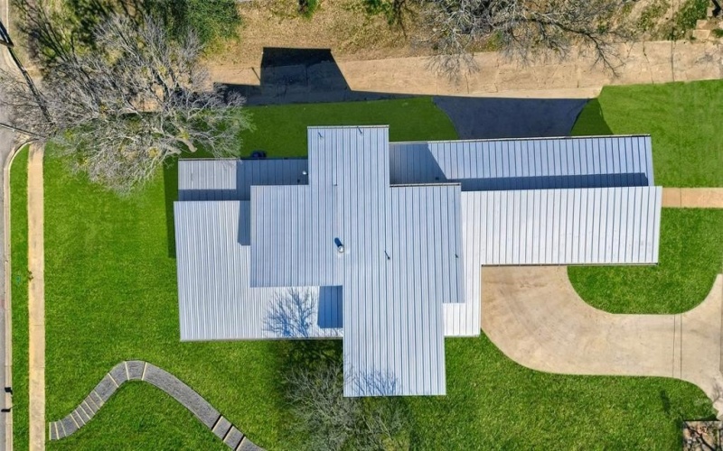 715 N Elm Street, Sherman, TX 75090, 3 Habitaciones Habitaciones , ,3 BañosBaños,Residential,En Venta,715 N Elm Street,20874434