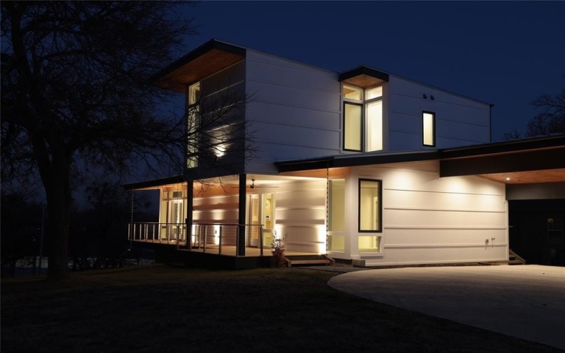 715 N Elm Street, Sherman, TX 75090, 3 Habitaciones Habitaciones , ,3 BañosBaños,Residential,En Venta,715 N Elm Street,20874434